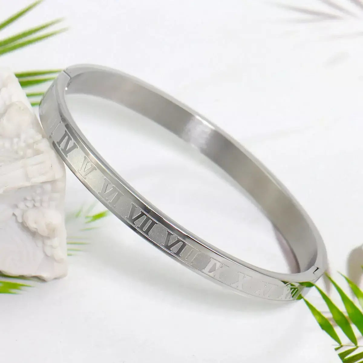 Roman Love Bracelet, Stainless Steel Bracelet Women, Retro Bracelet, Fashion Bracelet for Daily Wear, Elegant Women’s Bracelet, Timeless Bracelet, Durable Bracelet, Lightweight Bracelet, Roman Numeral Bracelet, Stylish Gift for Her, Everyday Wear Bracelet, Classic Bracelet, Women’s Jewellery, Premium Bracelet, Sophisticated Bracelet