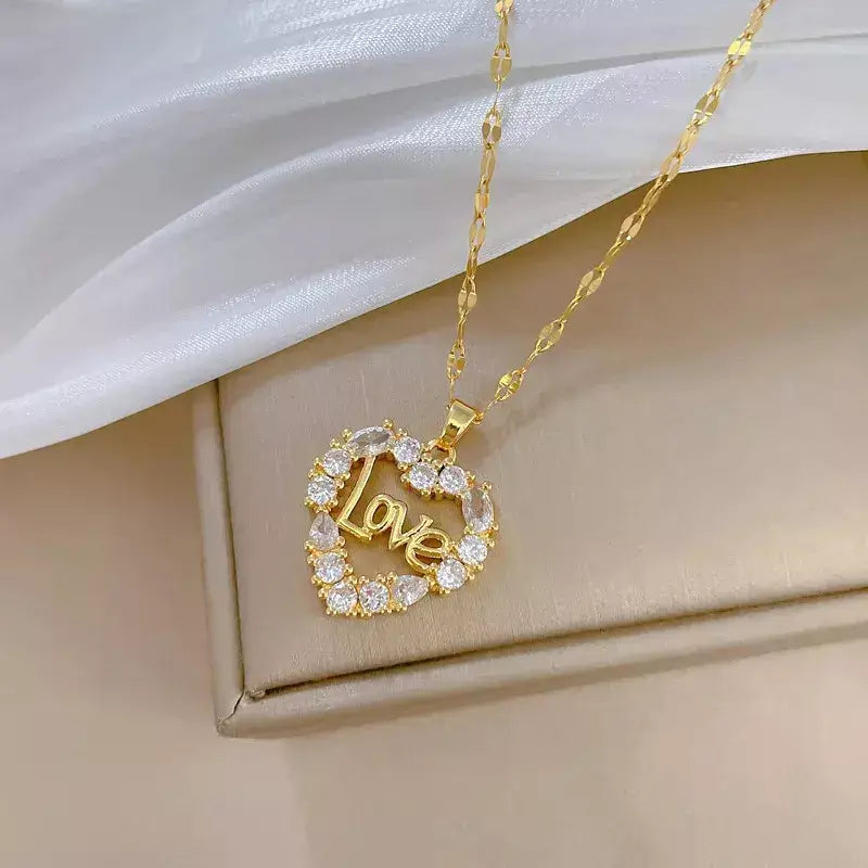 Love Women’s Necklace,love women’s necklace, gold women’s necklace, zircon heart pendant necklace, elegant necklace for her, romantic jewellery gift, stainless steel women’s necklace, timeless women’s jewellery, sparkling heart pendant necklace, delicate necklace for women, anniversary gift necklace, Valentine’s Day gift necklace, luxury women’s jewellery UK