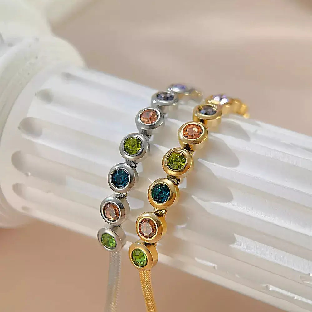 Luxe Radiance Women's Bracelet, women's stainless steel bracelet, zircon jewellery for women, luxury bracelet for everyday wear, elegant women's accessory, small high-grade bracelet, fashionable bracelets UK, light luxury jewellery, durable women's bracelet, gift for her bracelet, office to evening jewellery, sophisticated women's bracelet